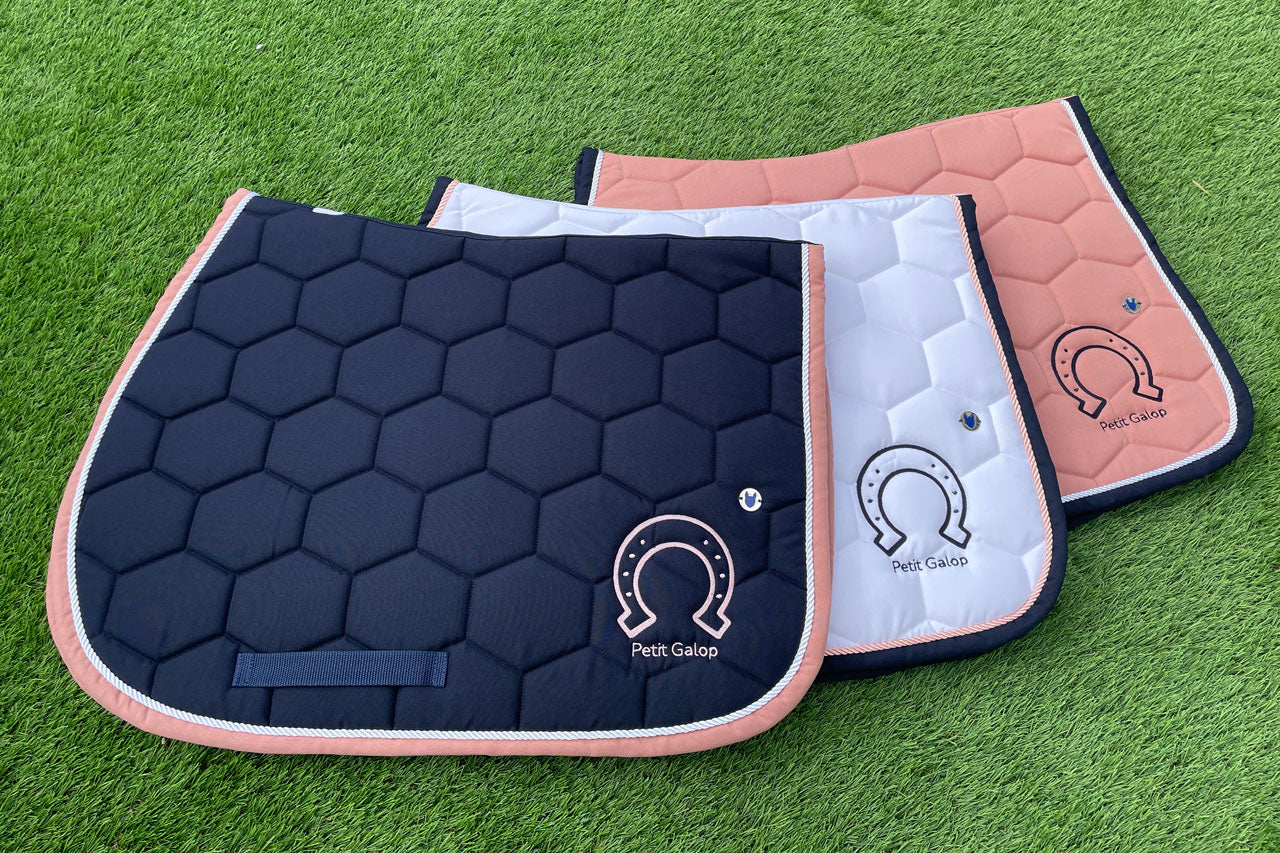 tapis de selle personnalisable